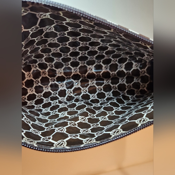 Henri bendel striped cosmetic case - Picture 3 of 5